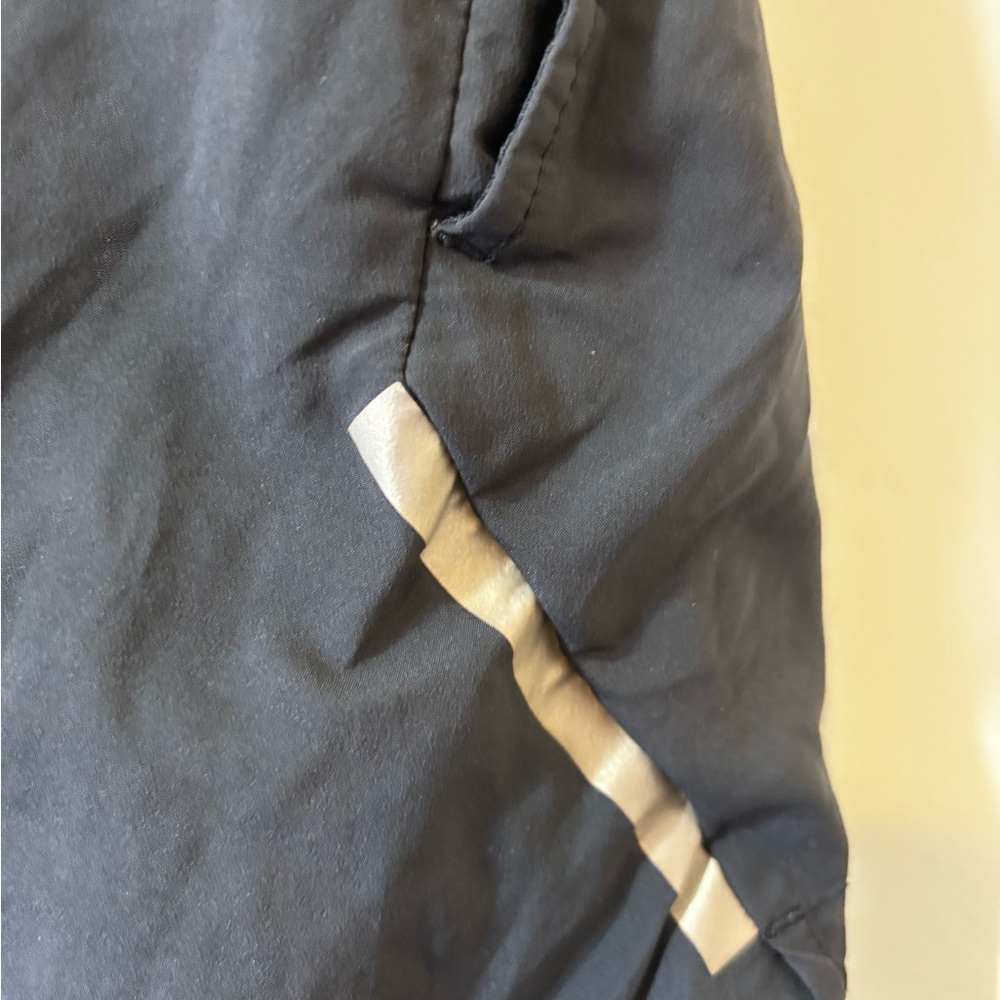 Nike Dri-fit Running Shorts Size Small Black Reflective D0 - Picture 4 of 6